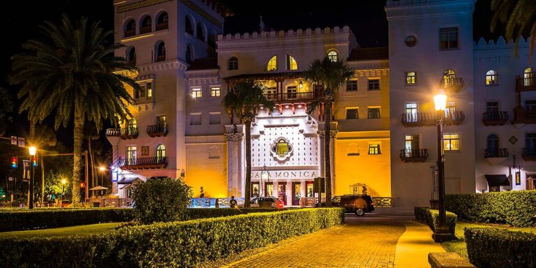 Best St. Augustine Hotels For Nights of Lights